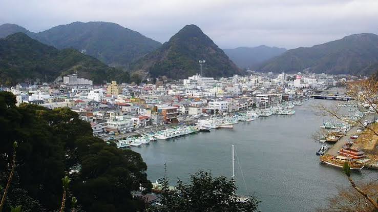 Scenic ocean view of the rugged Izu peninsula coastline during a Shimoda and Atami private tour